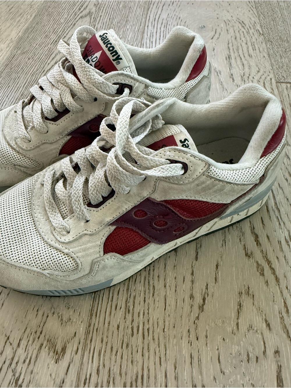 Saucony FREE PEOPLE Cream & White Neutral Trainer Sneakers